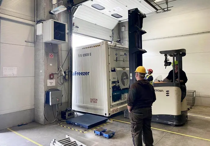 Ultra mrazicí kontejnery Arctic Ultrafreezer ke skladování při velmi nízkých teplotách, k pronájmu