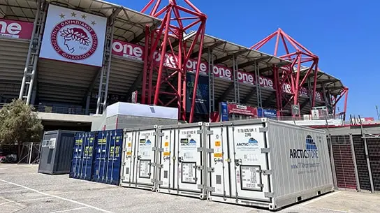 Superpohár UEFA – chladicí sklad, kancelářské kontejnery a další