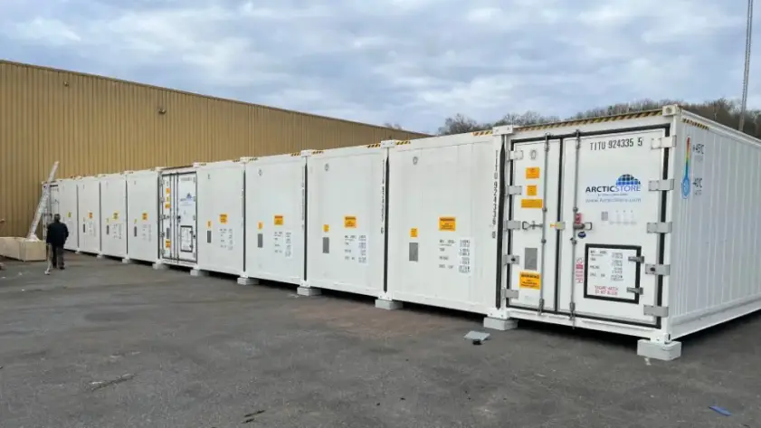 Instalace modulárního chladírenského kontejneru tvořícího jednotku SuperStore